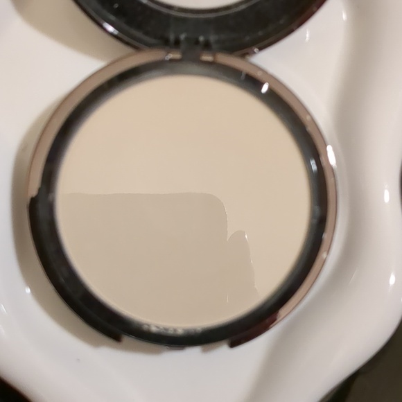 Finishing Powder - Picture 4 of 4